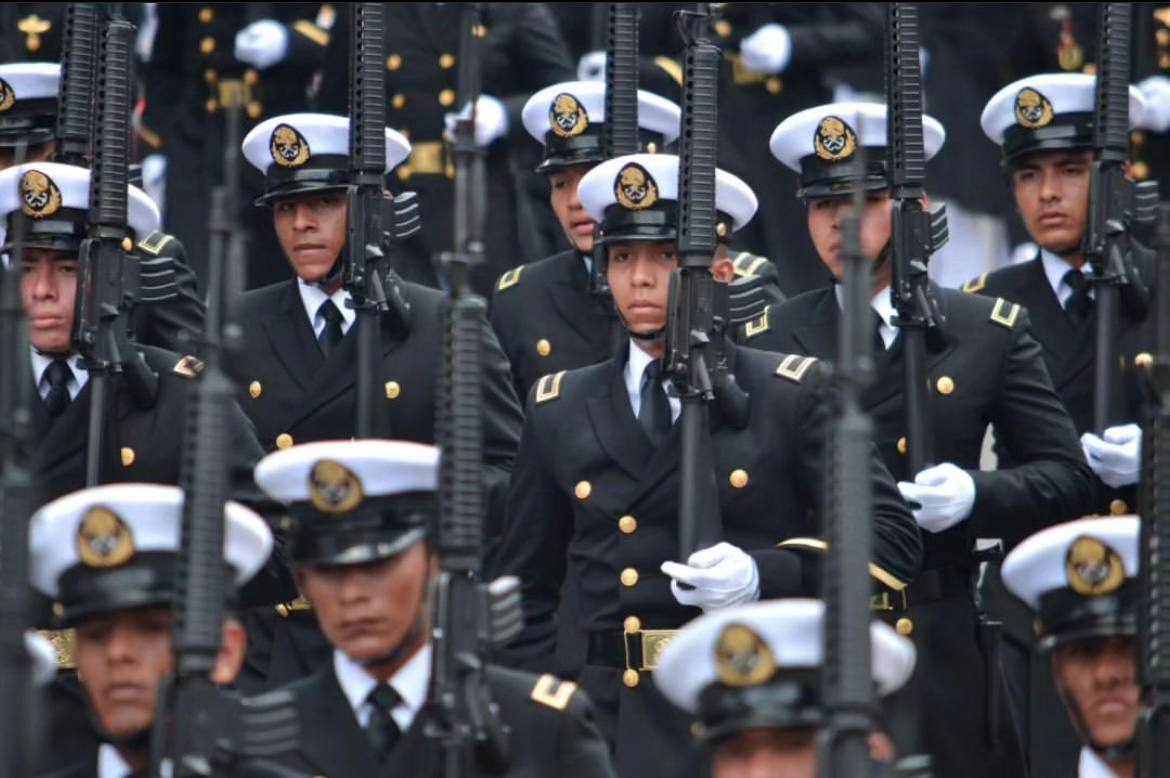 День независимости Мексики 2023: военный парад фото и видео