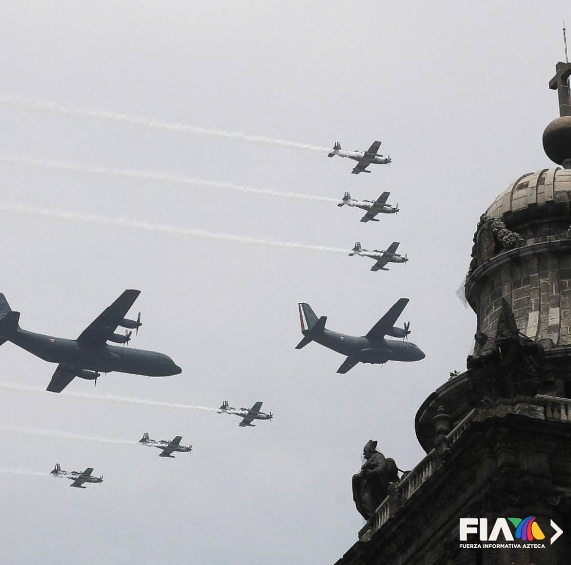 День независимости Мексики 2023: военный парад фото и видео