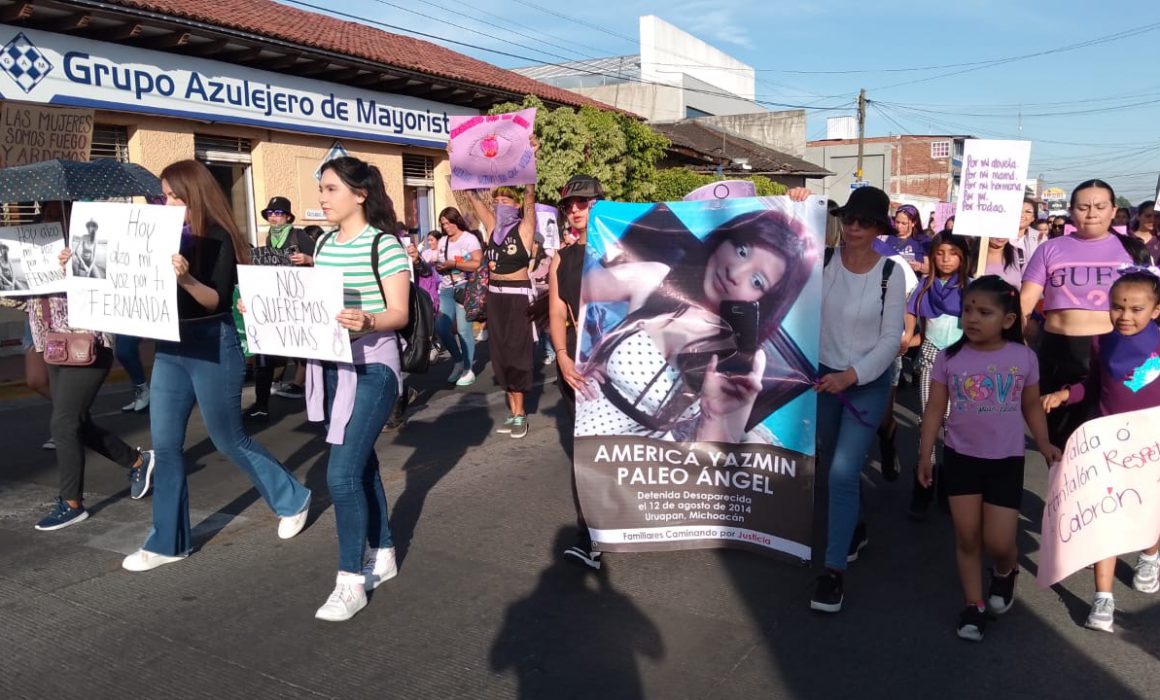 Жители Уруапана требуют справедливости за пропавших женщин